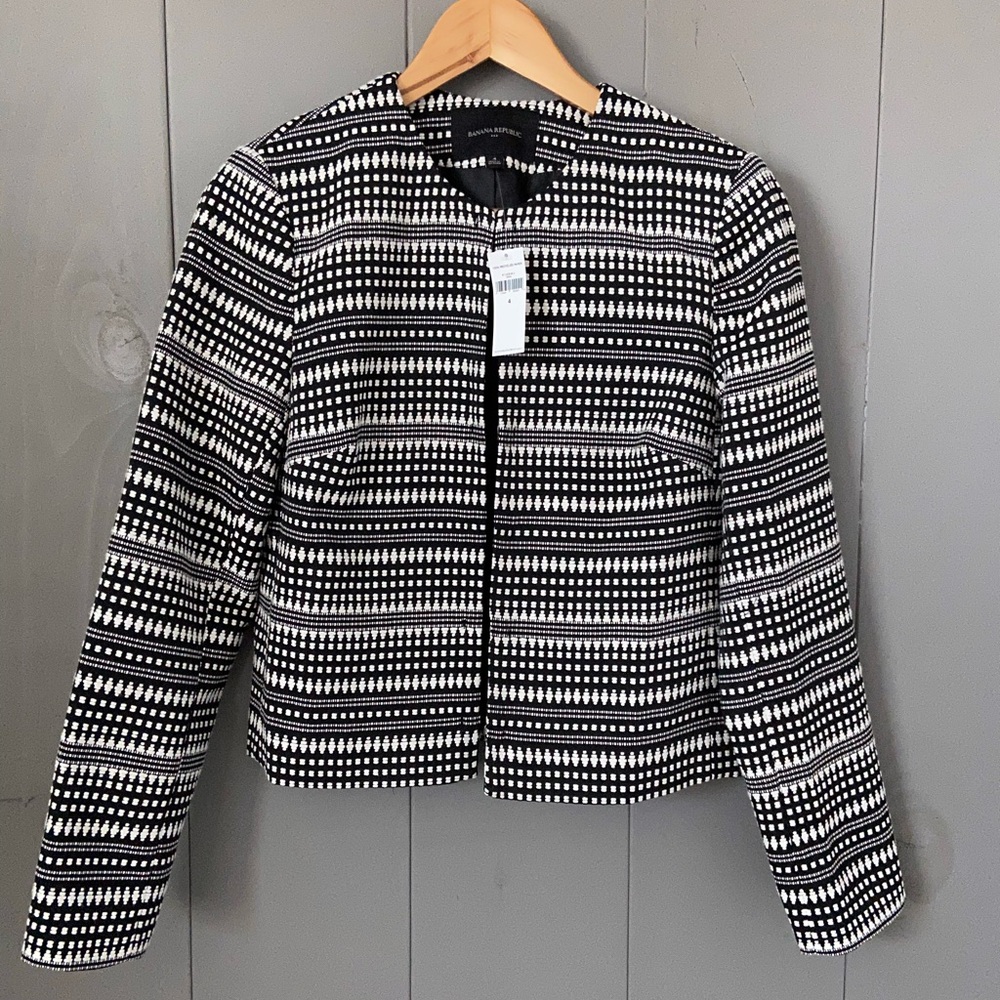 Banana Republic Black/White Cropped Blazer